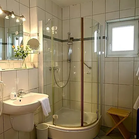 Lindemann 3* Friedberg (Bavaria)
