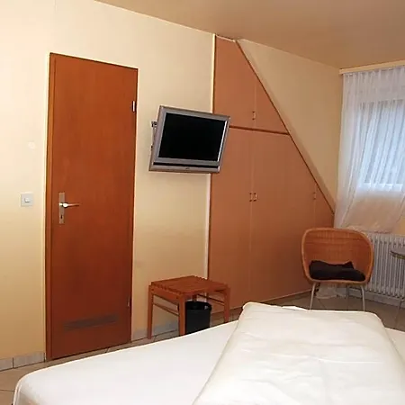 Lindemann 3* Friedberg (Bavaria)