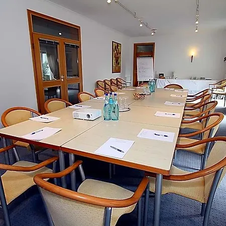 Lindemann Hotel